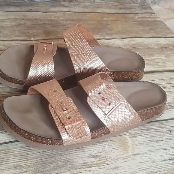 ROSE GOLD VEGAN LEATHER SANDALS SZ 7.5 - Picture 4 of 7